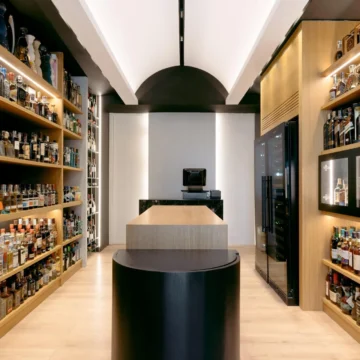 Interior decoration of a beverage cellar